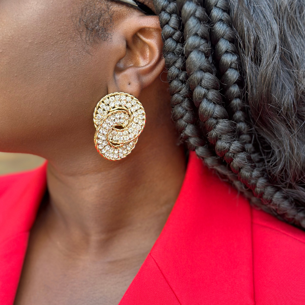 Elegant Interlocking Circle Earrings