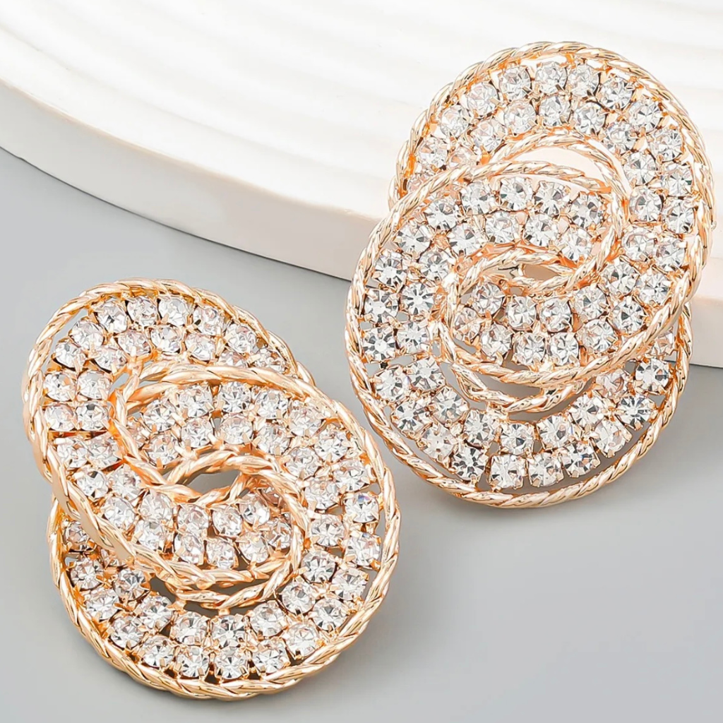 Elegant Interlocking Circle Earrings